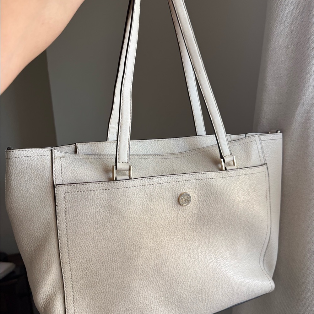 MK Elegant White Leather Tote Bag with hand clutch